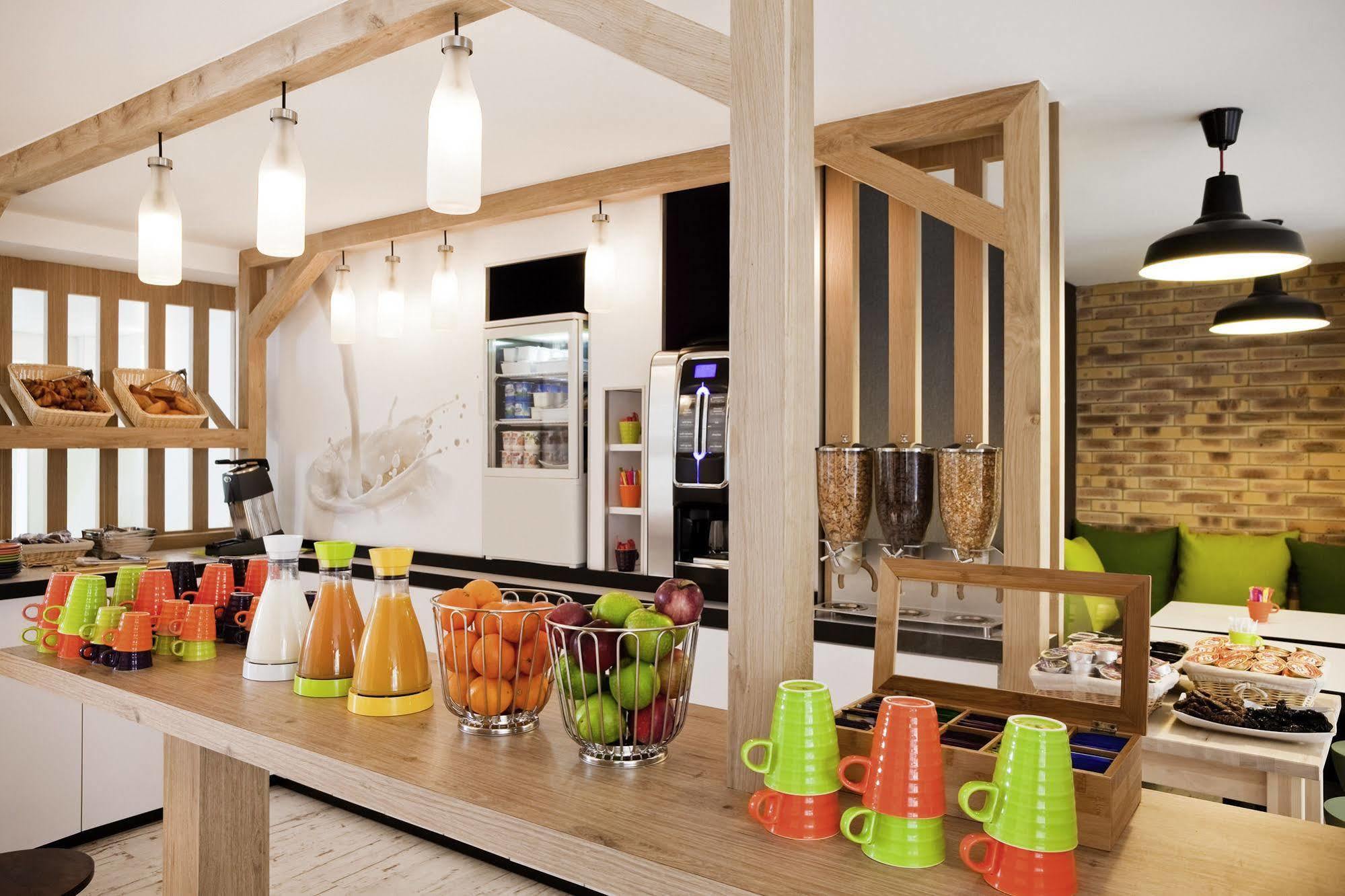 Ibis Styles Paris Buttes Chaumont Hotell Exteriör bild